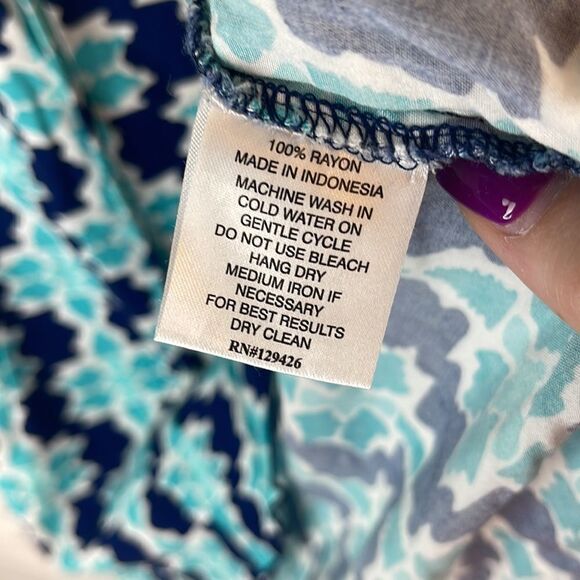 Escapada Living Patterned Tank - Picture 5 of 6